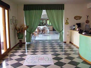 Hotel Residence Adria Rodi Garganico Esterno foto